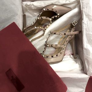 Valentino Rockstud Pumps Size 38